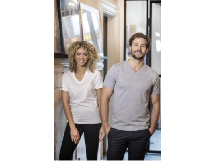 38030010 - T-shirt manches courtes col V homme